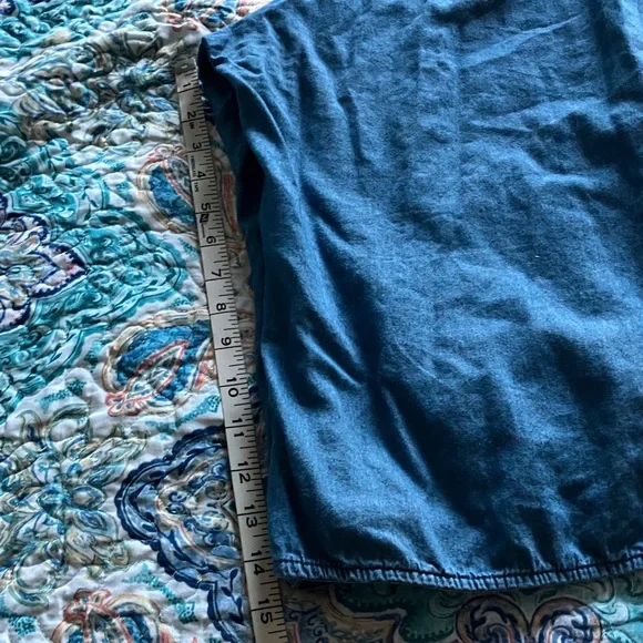 Newly added🌟 Derek Heart Light Blue Denim jumper - Picture 7 of 9